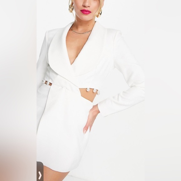 Lavish Alice cut-out detail blazer dress with pearl trim lined New size 0 - Picture 14 of 16